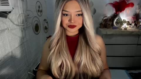 Amanda rose online show from February 25, 2:15 pm