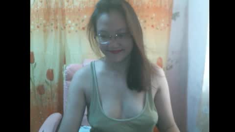Snapshot of gorgeousmama chatting on October 5, 3:26 am gorgeousmama online show from October 5, 3:26 am