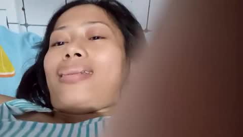 GorgeousPinay babe online show from April 8, 11:19 pm