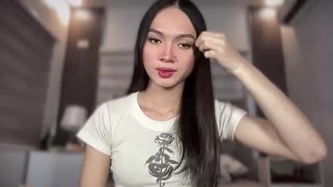 D I A N A online show from April 2, 6:48 pm