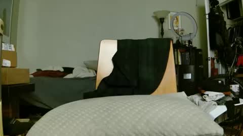 granton online show from November 24, 4:22 am