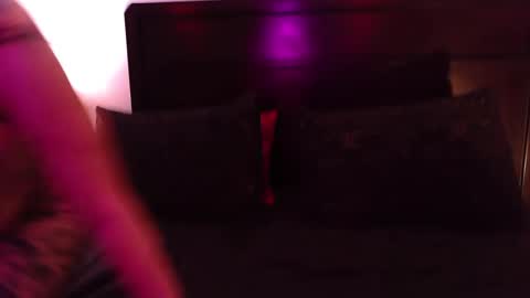 gothbaby305 online show from February 4, 3:32 am