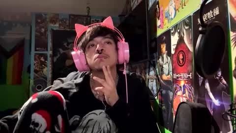 Gothboitoy online show from December 4, 8:36 am