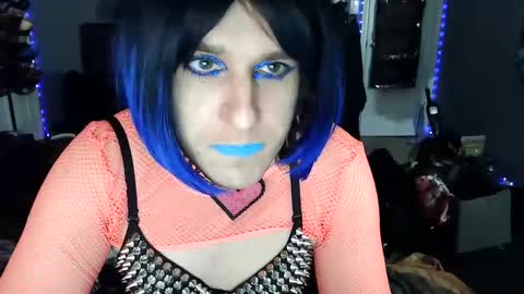 Victoriana online show from December 31, 6:46 pm