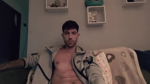 gottalovelatinas online show from April 13, 5:39 pm