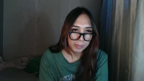 HoneyGrace online show from March 25, 7:15 am