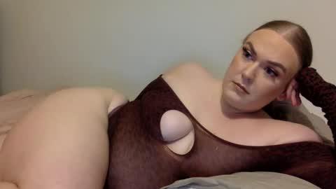 Grace Loves online show from December 18, 2:12 pm