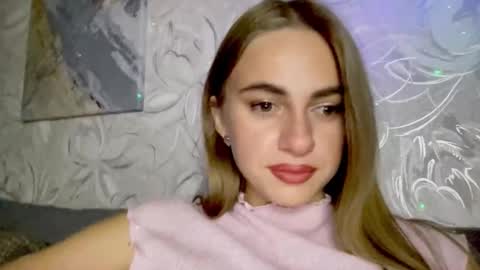 gracetorrezz online show from September 12, 7:05 pm