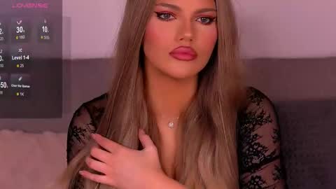 Grace online show from November 24, 1:32 pm