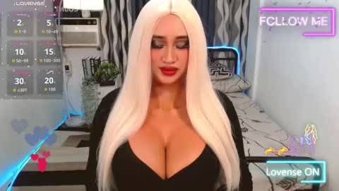 PAULATHEONE online show from February 25, 10:30 am