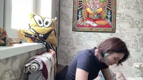 April online show from February 20, 10:37 am