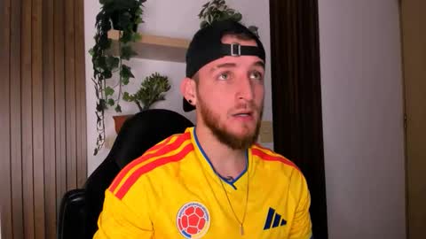 Juan online show from November 24, 3:16 am