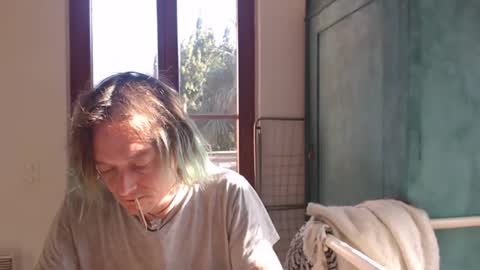 Greenmoon online show from December 5, 10:39 am