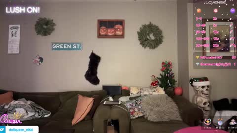 SexQueen Nikki online show from January 7, 4:50 am