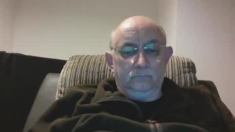 Master  Sir online show from February 6, 9:17 pm