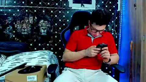 griego01 online show from August 8, 1:15 am