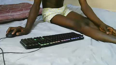 grillzhotz online show from July 6, 7:38 pm