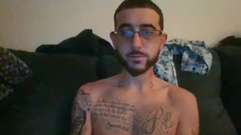 Snapshot of gringoloco253783 chatting on October 30, 12:33 am certifiedloverboy online show from October 30, 12:33 am