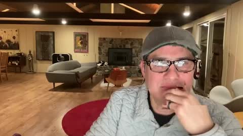 groovycouvie online show from February 1, 3:52 am