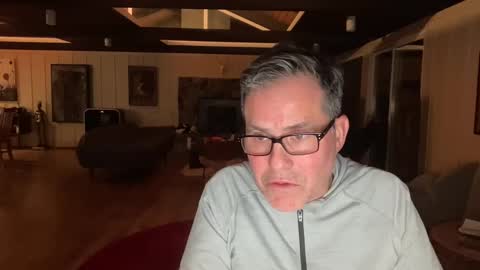 groovycouvie online show from February 7, 6:45 am