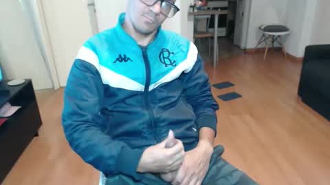 guachin_new online show from May 25, 8:48 pm