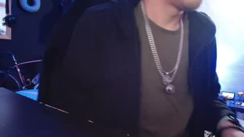 Guayaco  online show from February 9, 9:37 am