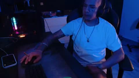 Guayaco  online show from October 26, 3:51 am