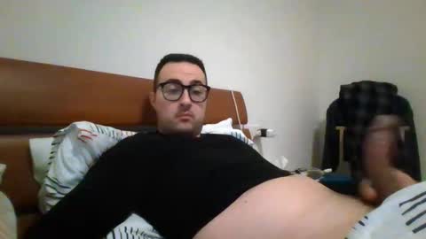 gullit93 online show from February 19, 8:30 pm