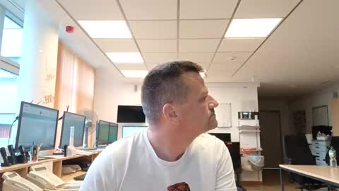 guschidick online show from September 29, 3:22 pm