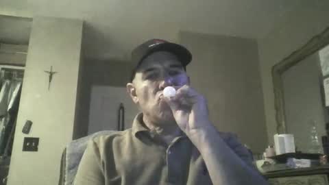 Snapshot of guy8inches4u chatting on September 13, 2:36 am guy8inches4u online show from September 13, 2:36 am