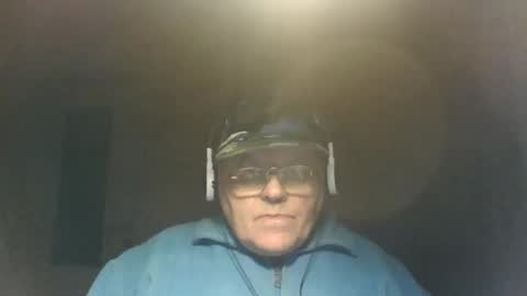 guyboy73 online show from October 17, 11:31 pm