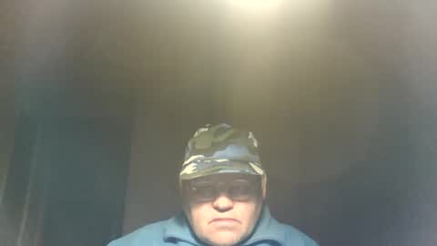 guyboy73 online show from October 13, 3:41 am