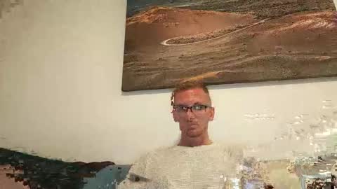 guynextdoor413389 online show from April 2, 9:00 pm