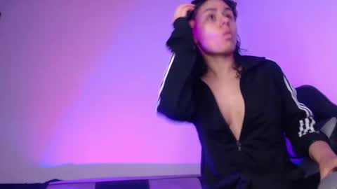 gwenhazel online show from November 24, 11:20 am