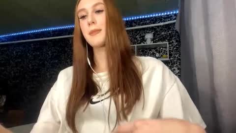 Gwen online show from September 24, 8:15 pm