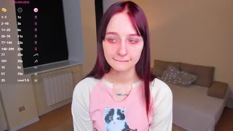 Kelly  Lilly online show from March 1, 7:51 pm