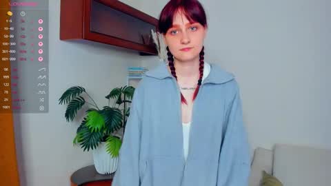 Snapshot of h0lyangel chatting on September 27, 7:22 pm Kelly Lilly online show from September 27, 7:22 pm