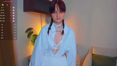 Snapshot of h0lyangel chatting on September 14, 7:26 pm Kelly Lilly online show from September 14, 7:26 pm