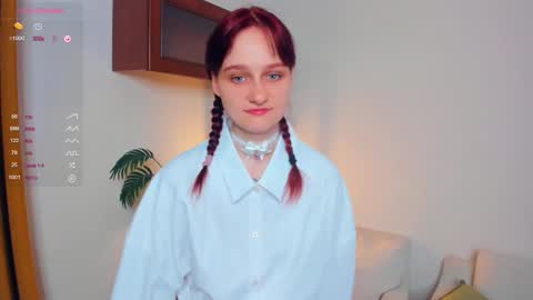 Snapshot of h0lyangel chatting on October 3, 7:00 pm Kelly Lilly online show from October 3, 7:00 pm