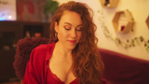 hahayessihaveone online show from December 17, 10:43 pm