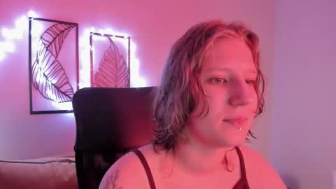 Hailey online show from November 16, 9:22 am