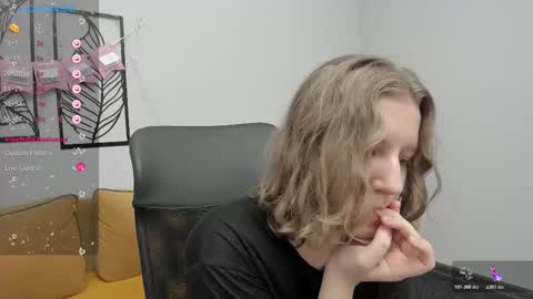 Hailey online show from February 13, 1:25 pm