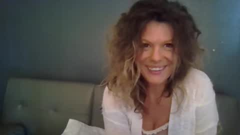 Hailey online show from November 29, 8:16 pm