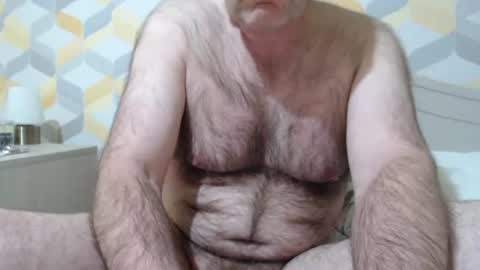 Hairy male online show from April 7, 3:36 pm
