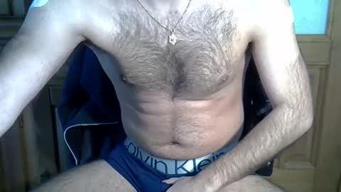 Snapshot of hairydaduncut chatting on March 6, 1:03 pm hairydaduncut online show from March 6, 1:03 pm