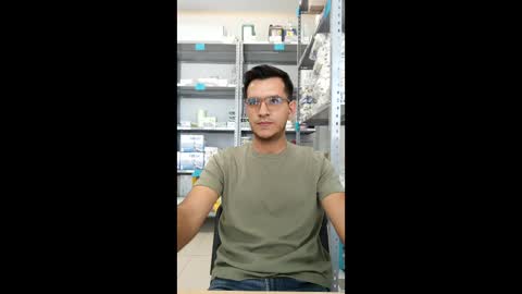 Damian online show from April 8, 6:44 pm