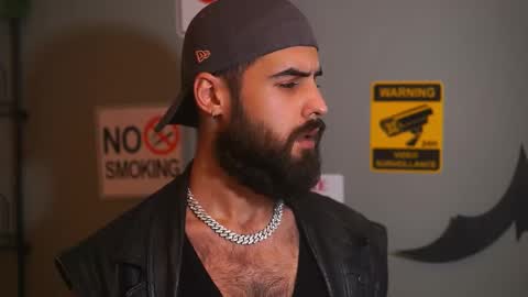 HairyRobXxX online show from November 28, 11:12 pm