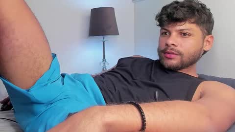 Independent       model  online show from February 27, 11:41 pm