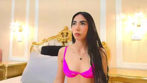 Hallie Stone online show from March 18, 12:11 pm