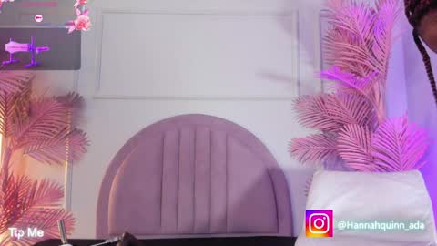 hanaahquinn online show from April 10, 11:48 am